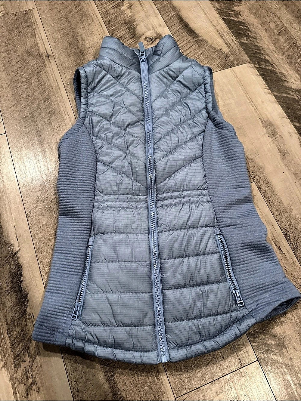 Maurices Quilted Knit-Side Vest in Blue Size XS Like New